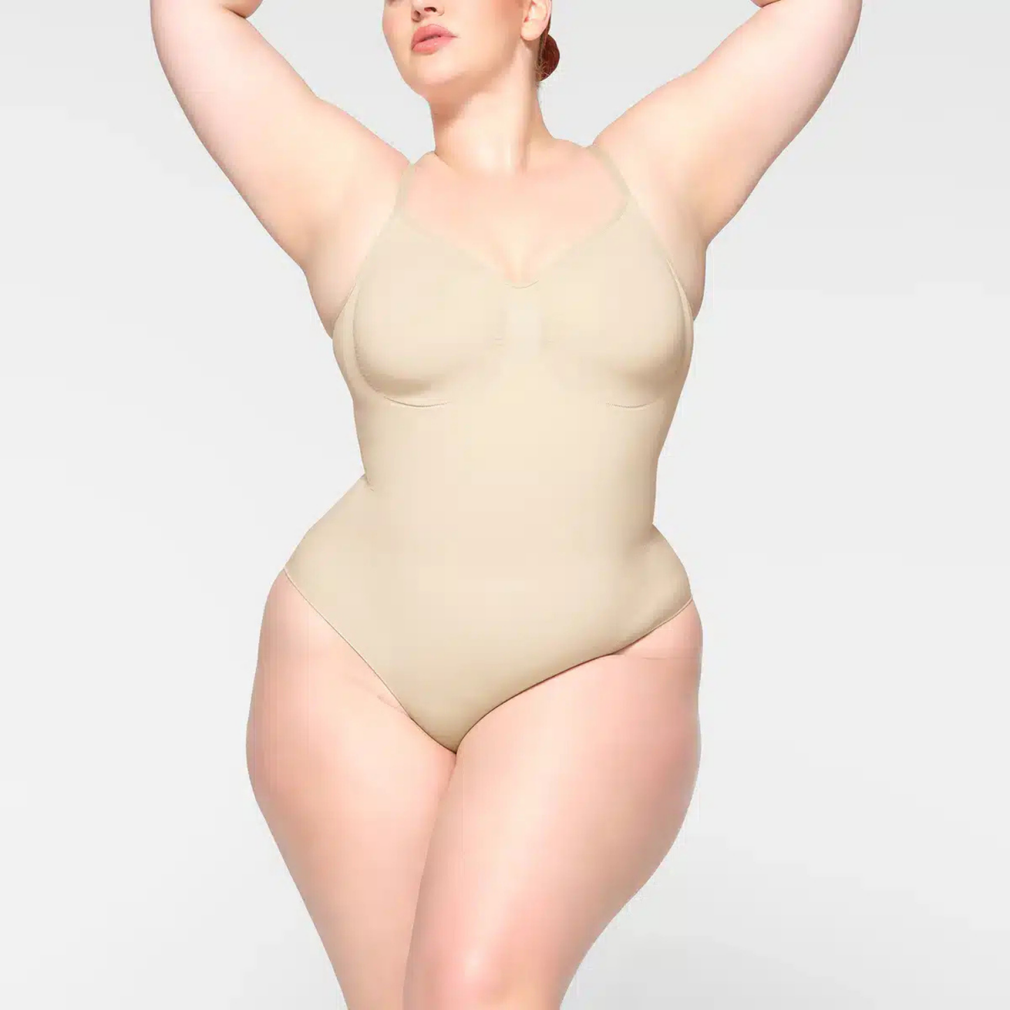 BODY ZPEVŇUJÍCÍ KALHOTKY